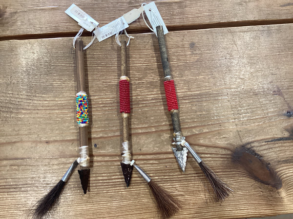6” Arrow Head Beaded Handle
