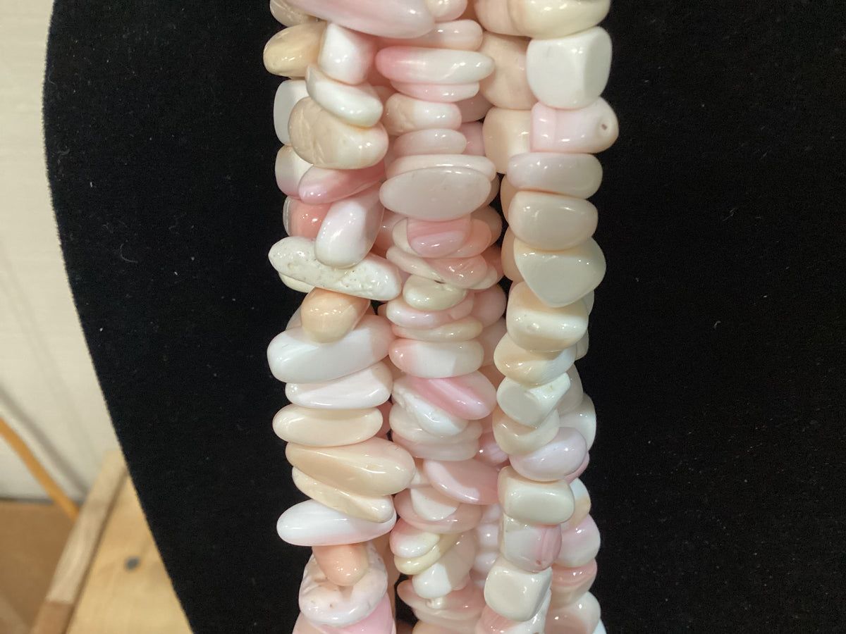 7 Stands of Concho Shell Necklace Jewelry – Ben Johnson Cowboy Museum