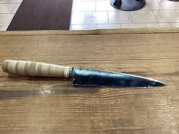 Knife made by Maximo Prato